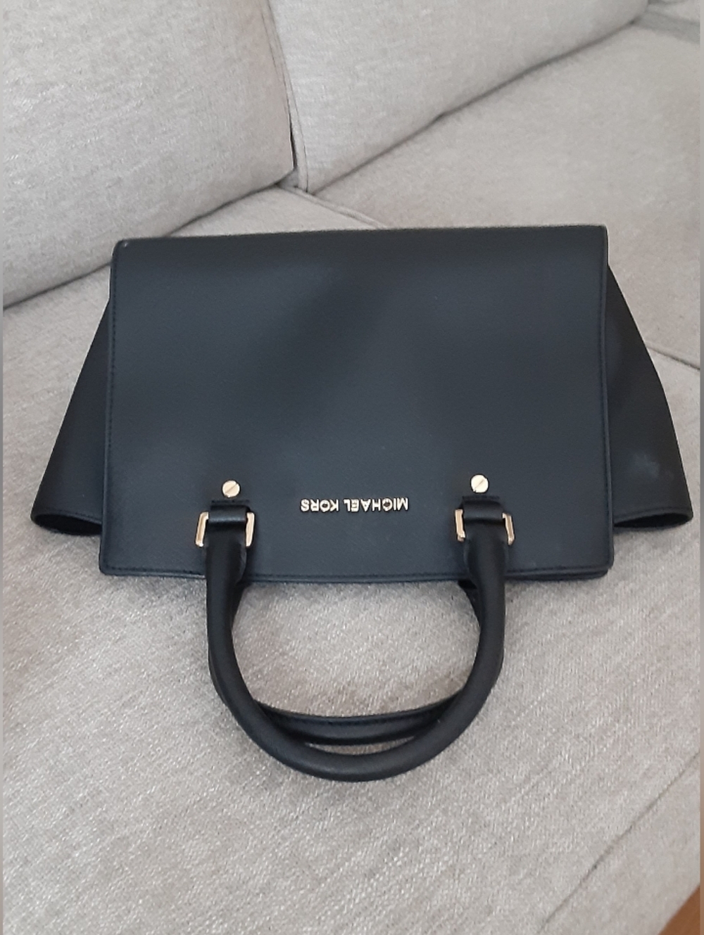 MICHAEL KORS Black Leather Top-Handle Satchel with Gold Hardware - Picture 9 of 9